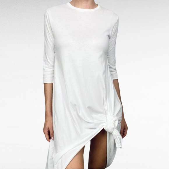 Mark And Estel | White Flowy Asymmetric Crew Neck High-Low Cotton T-Shirt Dress - Picture 2 of 16